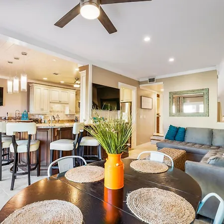 Villa Sunkissed Oasis